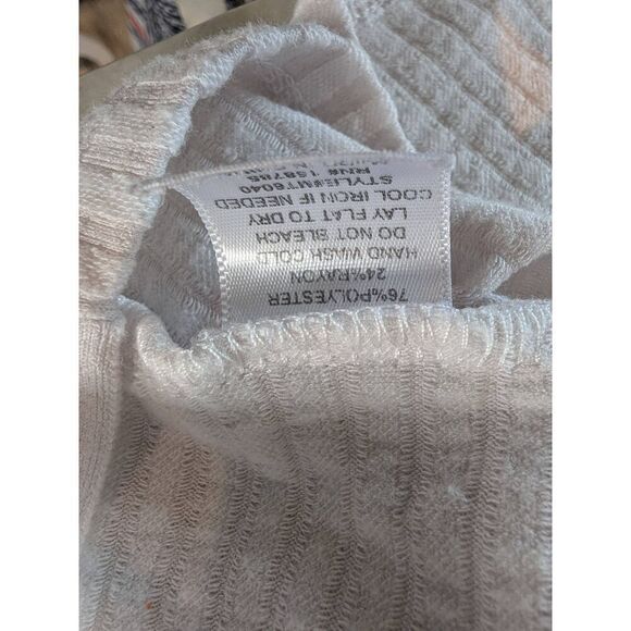 Above and Beyond Shirt Top Blouse Women's Small Half Sleeve Cream - Picture 8 of 8